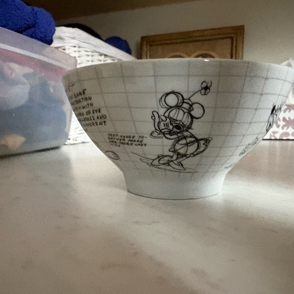 Mickey Mouse White Bowl - Picture 3 of 8